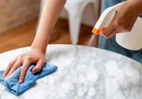 آیا مسواک زدن با جوش شیرین بی‌خطر است؟