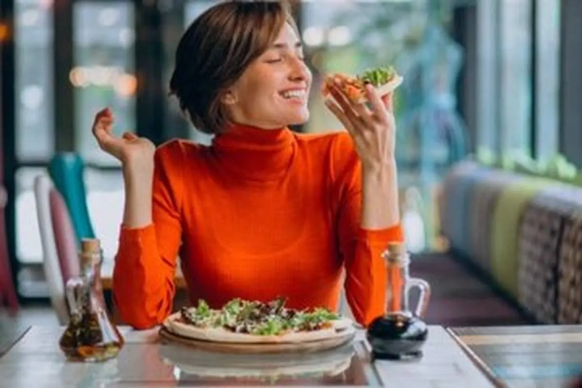 تاثیر باورنکردنی بد جویدن غذا روی زیبایی فک و صورت