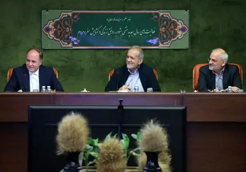 
پزشکیان در وزارت جهاد کشاورزی: مسیر خدمت‌رسانی بدون وقفه ادامه دارد
