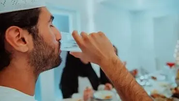 رمضان بدون تشنگی شدید: رازهای حفظ تعادل آب بدن 