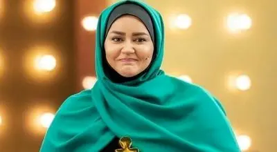 حضور یک سلبریتی بین نیروهای هلال احمر/عکس