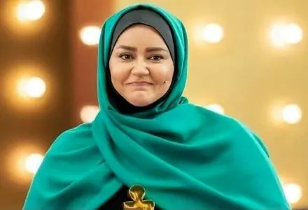 حضور یک سلبریتی بین نیروهای هلال احمر/عکس