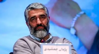 تخریب عکس پژمان جمشیدی در مترو تهران!