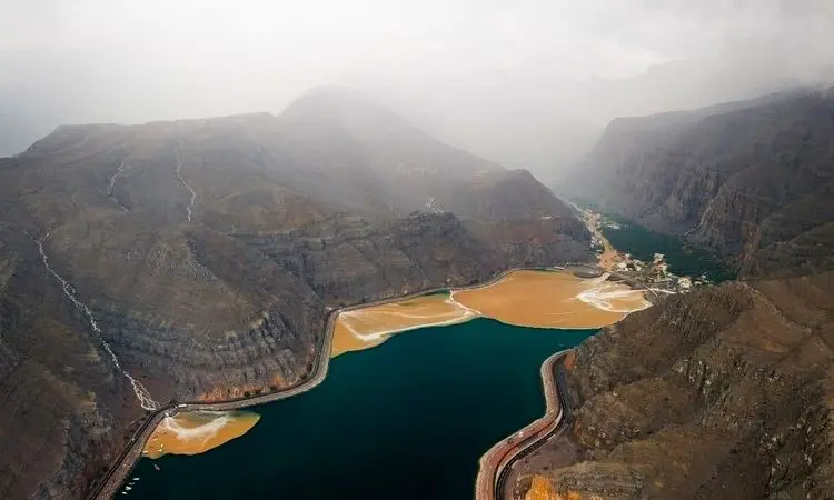  تردد دریایی در تنگه هرمز به صورت موقت ممنوع شد + فیلم
