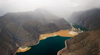  تردد دریایی در تنگه هرمز به صورت موقت ممنوع شد + فیلم
