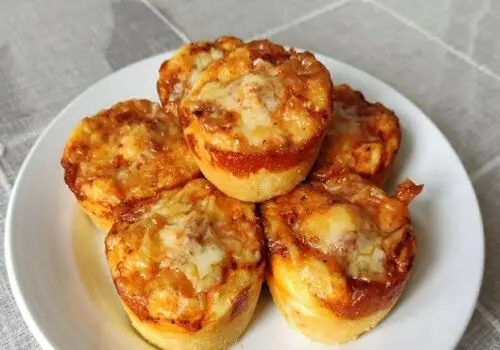 طرز تهیه لذیذترین پیتزای سیب زمینی بدون نیاز به فر+ فیلم / اگر تخم مرغ و سیب زمینی دارید، این دستور غذا را از دست ندهید
