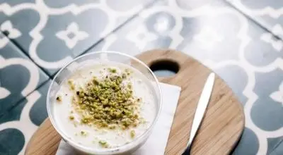 طرز تهیه ۴ مدل فرنی خوشمزه و مقوی برای افطار