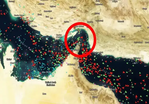  عکسی زیبا از تنگه هرمز؛ ثبت شده بر فراز خلیج فارس