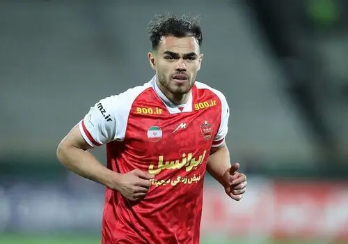 احتمال حضور همزمان دو مدافع راست در ترکیب پرسپولیس!


