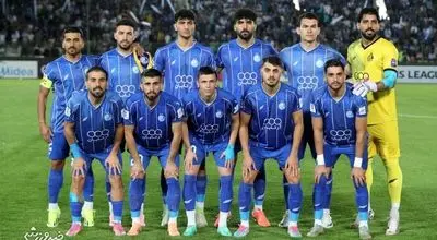 رونمایی از پوستر بازی استقلال و فجر سپاسی؛ جدال هفته هشتم