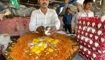 ویدئو باورنکردنی از یک آشپز خیابانی در هند!/