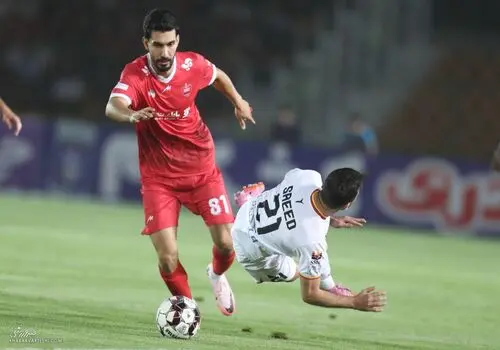 ستاره مغضوب به لیست پرسپولیس بازگشت 