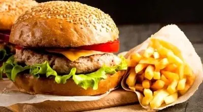 یک وعده پرچرب تا چندساعت بدن را ملتهب نگه می‌دارد؟