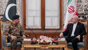  عاصم منیر قالیباف را به پاکستان دعوت کرد/ قالیباف: بدعهدی آمریکا مانع برقراری صلح و امنیت در منطقه است 