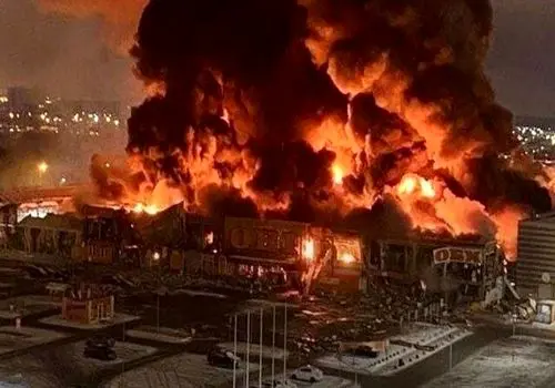 آتش‌سوزی در یک ساختمان تجاری_اداری