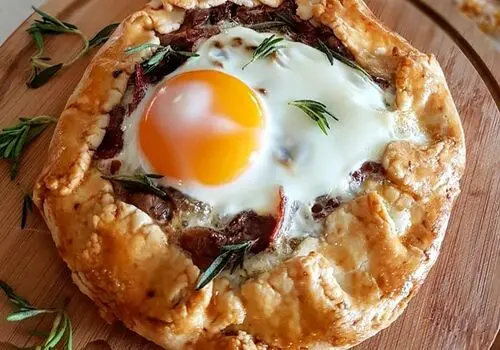طرز تهیه سوپ عدس و ماست به روش ترکیه‌ای