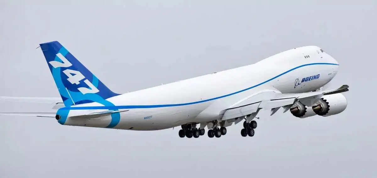 عجیب اما واقعی: حمل C17 توسط بوینگ 747+فیلم