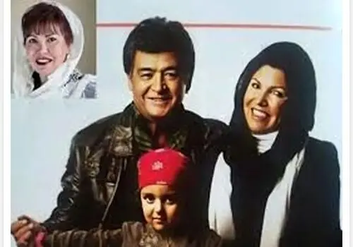 تیپ و چهرۀ «رضا رویگری» در جشن حافظ؛ سال 90