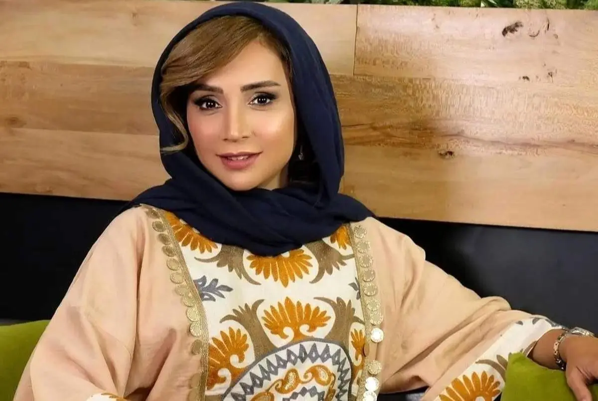 قاب تماشایی شبنم قلی‌خانی و مادرش