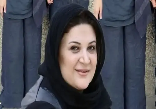 ریما رامین‌فر و علیرضا جعفری روی صحنه اجرا