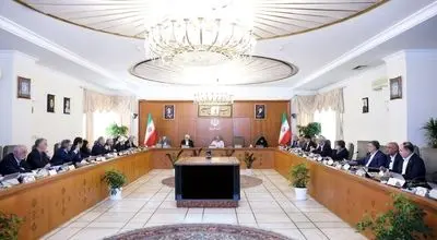 پزشکیان در جلسه هیأت دولت: وزرا باید در دانشگاه‌ها حاضر شوند و فضای گفت‌وگو را تقویت کنند