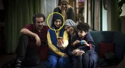 کافه‌گردی جنجالی نیکا معمولی در کنار همسر و دوستان! / حواشی داغ بازیگران "پایتخت" تمامی ندارد!