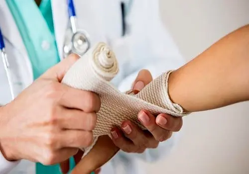 مهم‌ترین اقدامات اولیه برای کاهش آسیب سوختگی در شرایط بحران
