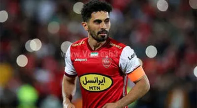 حضور کاپیتان پرسپولیس در مراسم عاشورای حسینی/ویدیو 