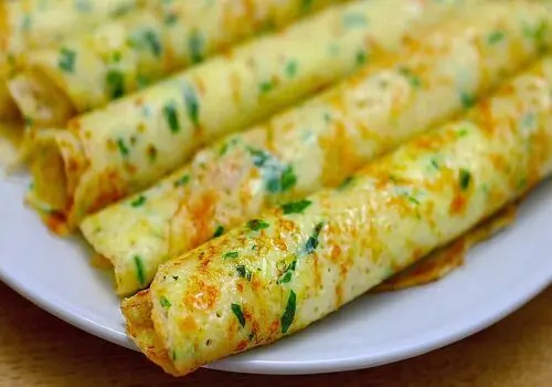 طرز تهیه لذیذترین پنکیک سیب زمینی ترد و لطیف بدون نیاز به فر +فیلم/ پخت پنکیک سیب زمینی فقط با ۵ قلم مواد