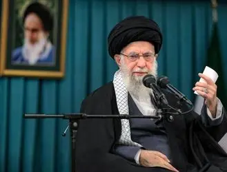  ای ایران بخوان  برروی دیوارنگاره میدان انقلاب تهران