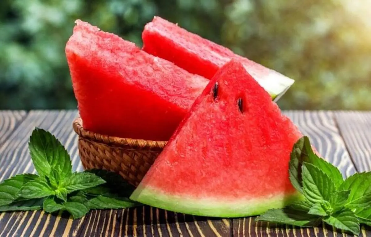 روش تشخیص هندوانه رسیده و شیرین برای شب یلدا