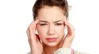 سردرد در ناحیه پیشانی و شقیقه ها
