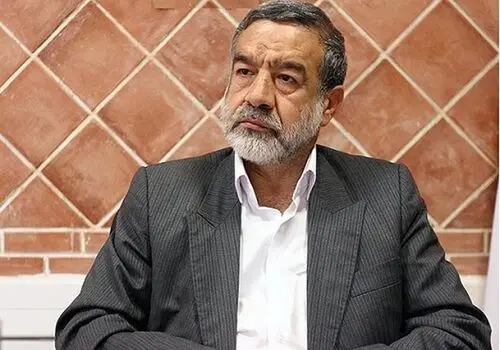 رئیس‌جمهور:  موتورسواران حتما از کلاه ایمنی استفاده کنند
