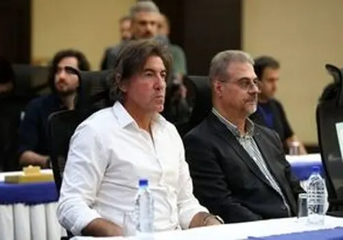 رونمایی از بمب استقلال در استوری خسرو حیدری
