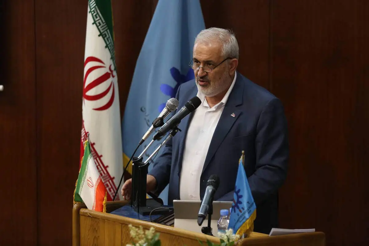  وزیر نیرو: ۱۰۰ هزار مگاوات مجوز نیروگاه خورشیدی و غیرخورشیدی داده شده است 