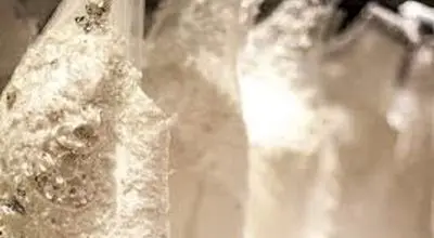 روش نگهداری لباس عروس از قبل تا بعد از عروسی