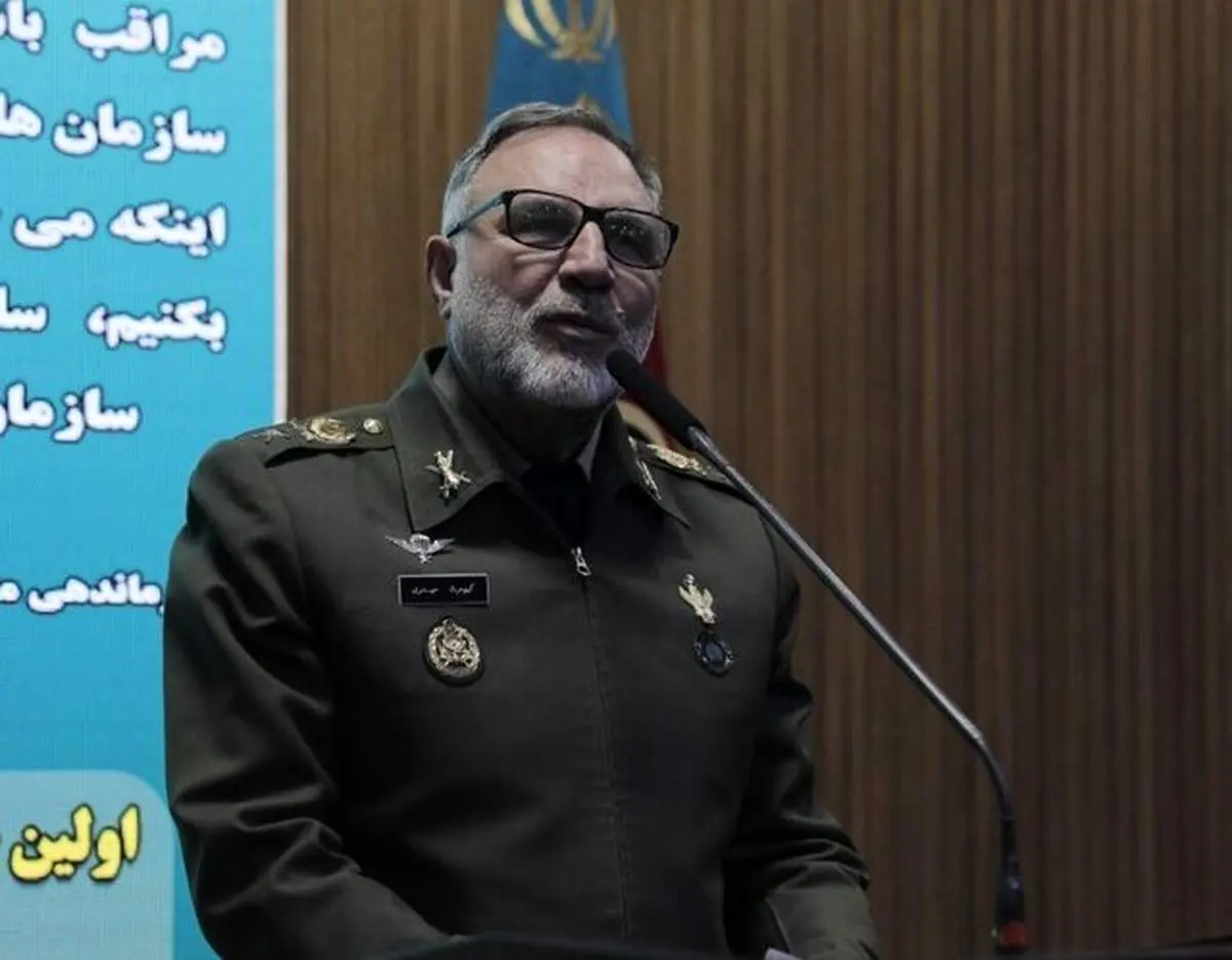 فرمانده نیروی زمینی : تک تیراندازهای جدید به تجهیزات ارتش اضافه میشود