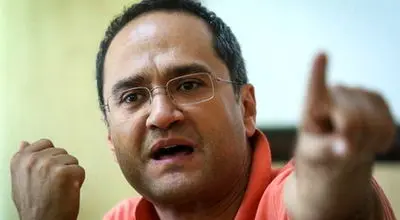 رامبد جوان:  این سرزمین هیچ‌گاه ذره‌ای از خاکش را به پلیدی تسلیم نکرده است