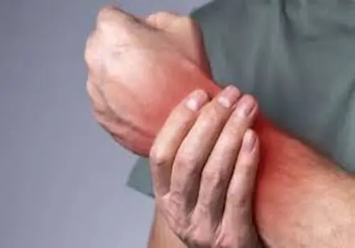 علت پیدا نشدن رگ دست: چرا و چگونه این مشکل رخ می دهد؟
