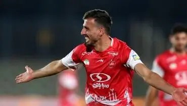 هافبک‌ مازاد پرسپولیس در فکر لژیونر شدن!