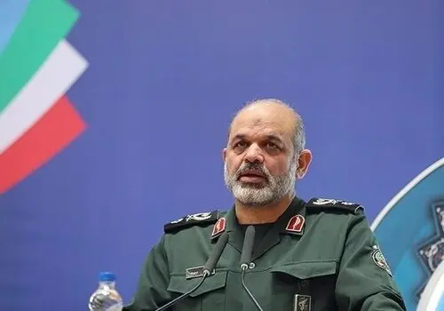  انتصاب سردار وحیدی به فرماندهی کل سپاه؛ تجلی اعتماد امام خامنه‌ای(مدظله العالی) به شخصیتی جامع‌الشرایط 