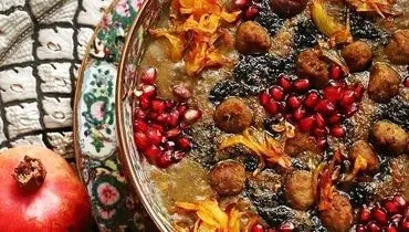 سوپ انار؛ غذایی گرم و سنتی مخصوص شب‌چله