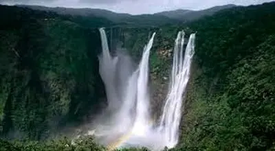 شگفتی طبیعت در هند؛ آبشار ۱۲۰ متری نانماچی چشم‌ها را خیره کرد+فیلم