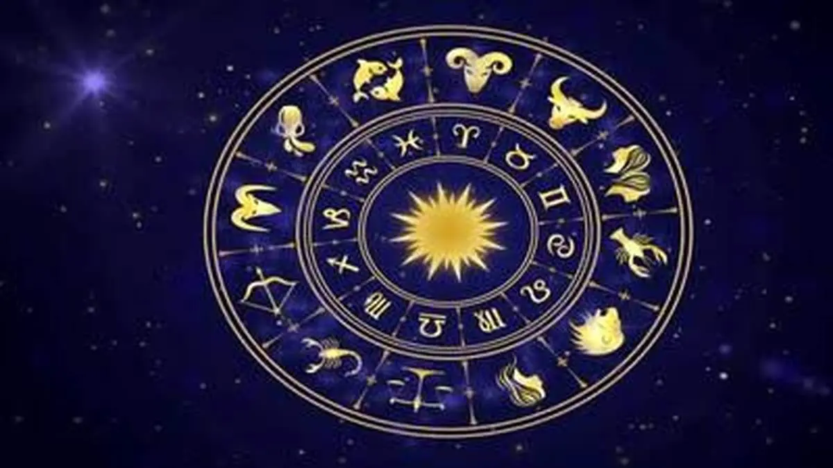 ستارگان چه می‌گویند؟ طالع‌بینی امروز برای عشق، کار و آرامش ذهنی