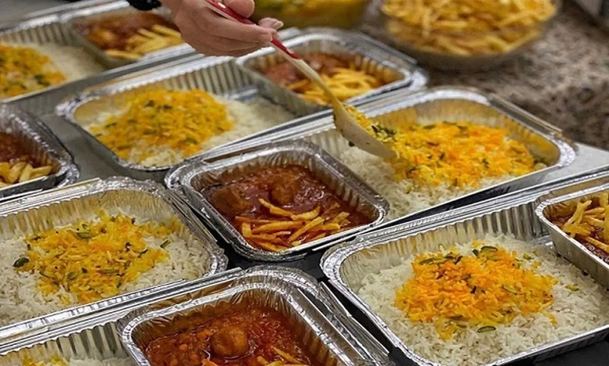 توزیع نذری در یکبار مصرف و پیامدهای بی شمار آن!