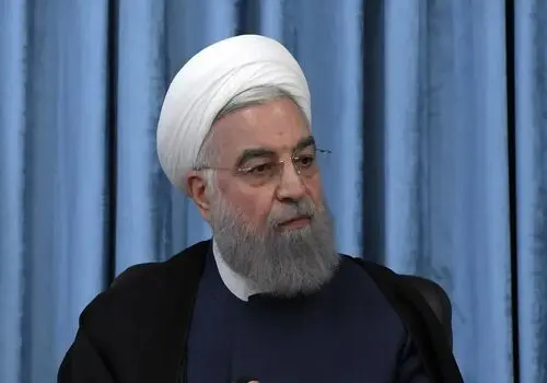 شهرداد روحانی: مادرم می‌گفت با «بلک‌کتس» کار نکن، بوی سیگار می‌گیری

