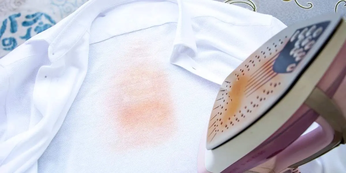 ترفندهای کاربردی رفع سوختگی و لکه‌های لباس با اتو
