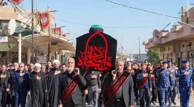 تصاویر |  تشییع نمادین امام سجاد(ع) در سامرا
