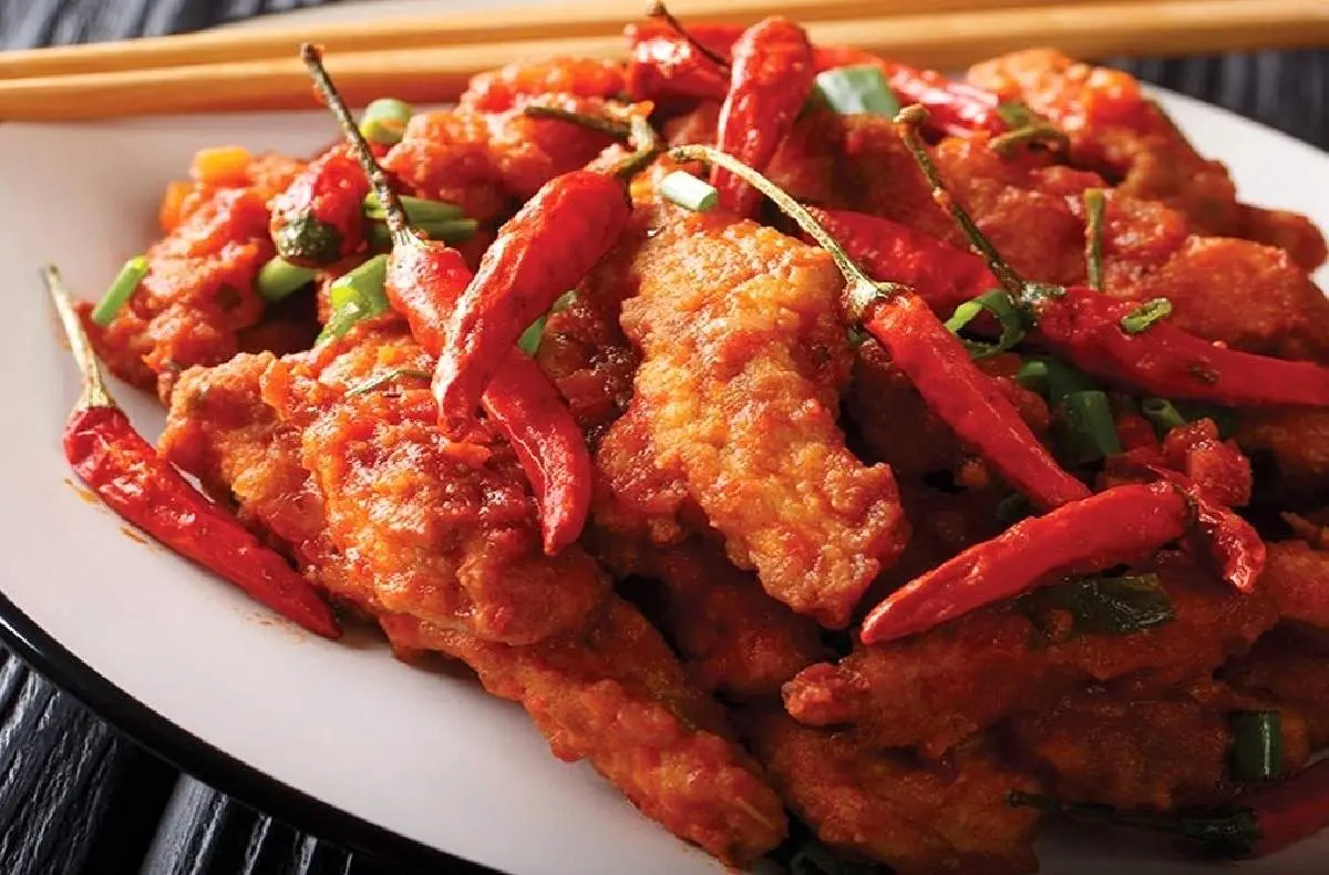 فواید شگفت‌انگیز خوردن غذای تند برای سلامتی
