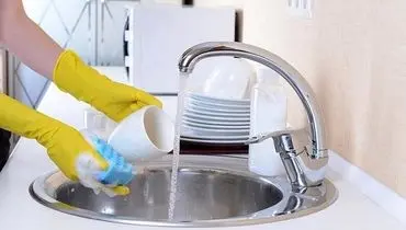 شب تا صبح ظروف کثیف را در سینک رها نکنید!
